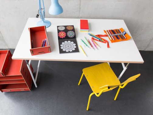 Everything about the children's desk