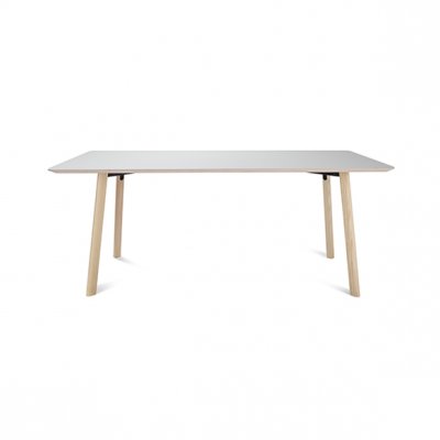 Y Table: The versatile adaptable table
