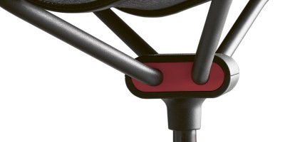Flexible, strong back thanks to the new Dondola® seat joint.