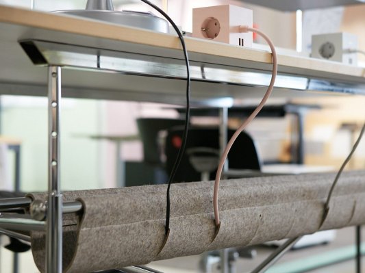 Gewusst wie: Mehr Ordnung am Büro-Schreibtisch schaffen