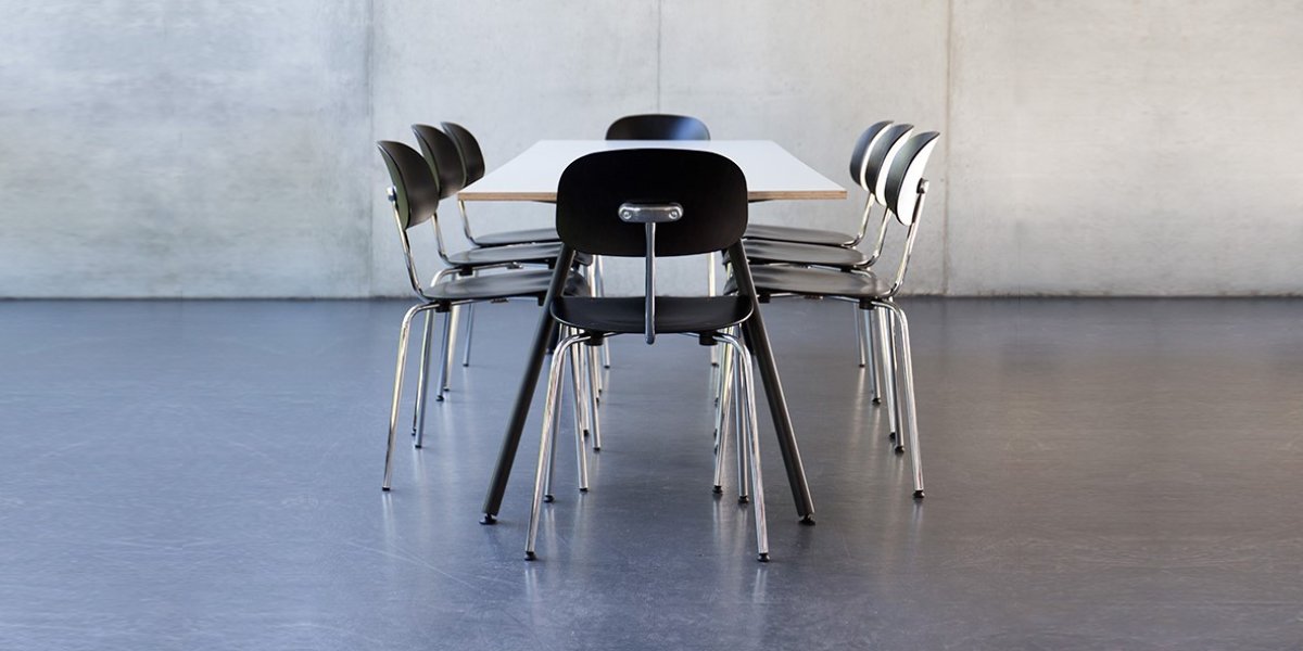 Conference tables from the Y system - flexible thanks to intelligent design