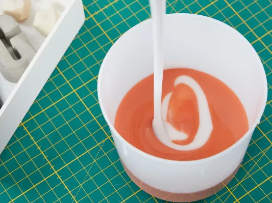 How to mix 2-component silicones