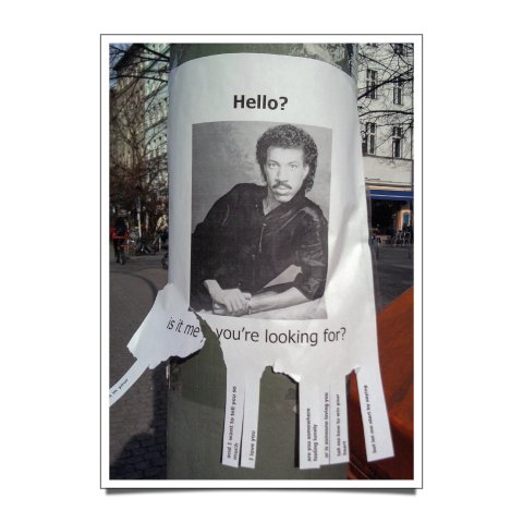 Notes of Berlin postcard DIN A6, Hello?, lamppost