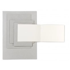 Cuaderno de esbozos de cartón gris