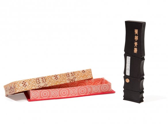 Chinese ink stone, carbon black (pine wood)