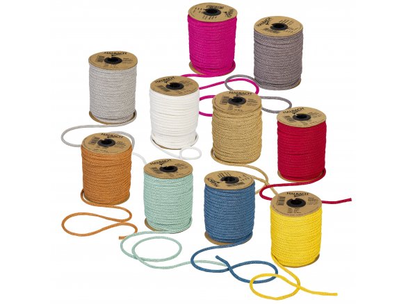 Decoration tube knitted from paper yarn, hollow